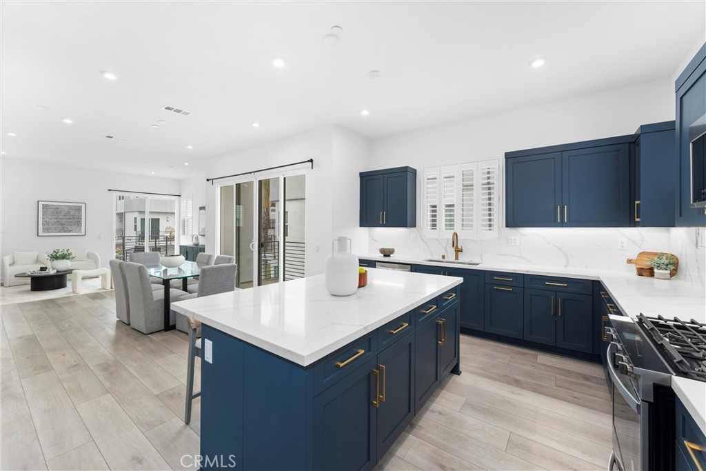 1323 W Cara Drive