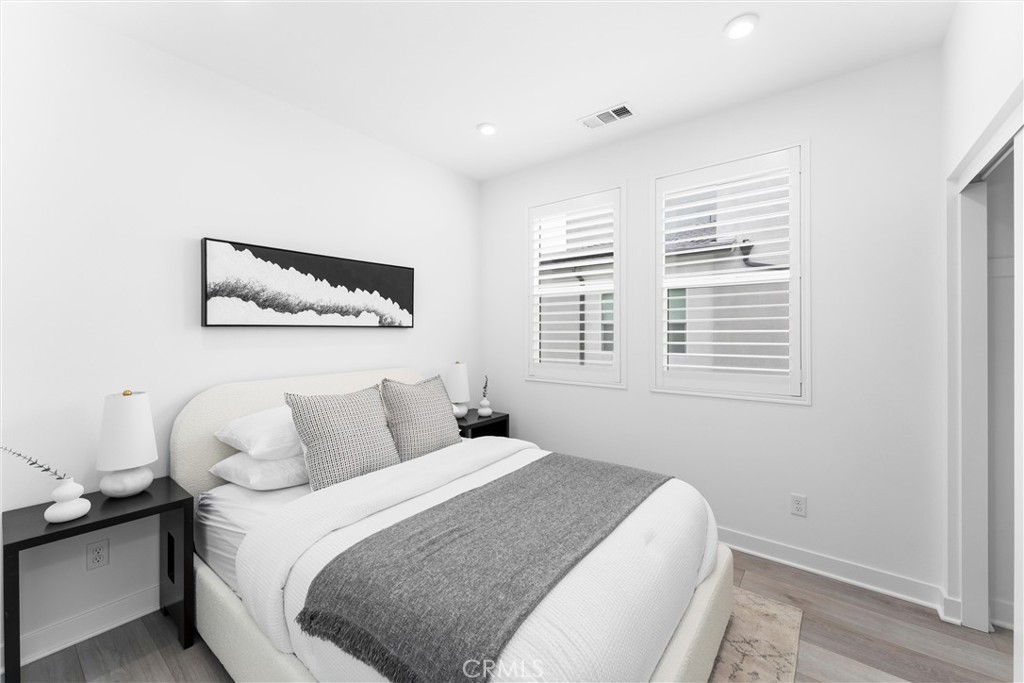 1323 W Cara Drive