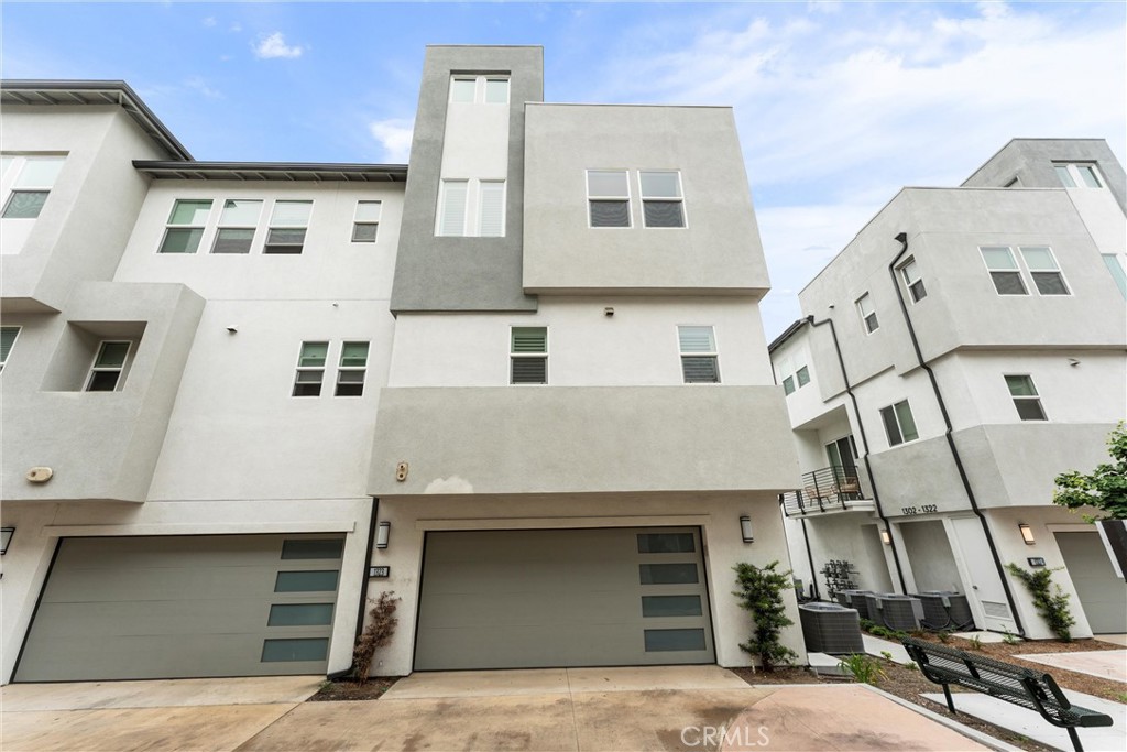 1323 W Cara Drive