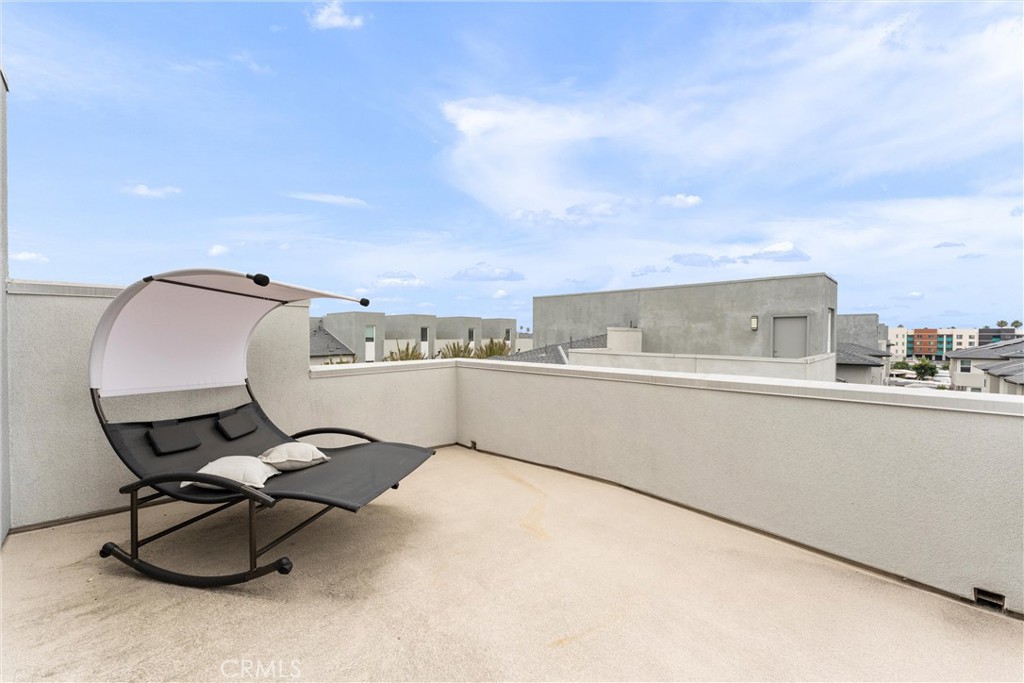 1323 W Cara Drive