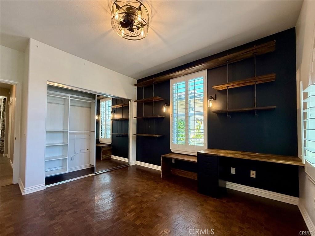 1 Stonegate