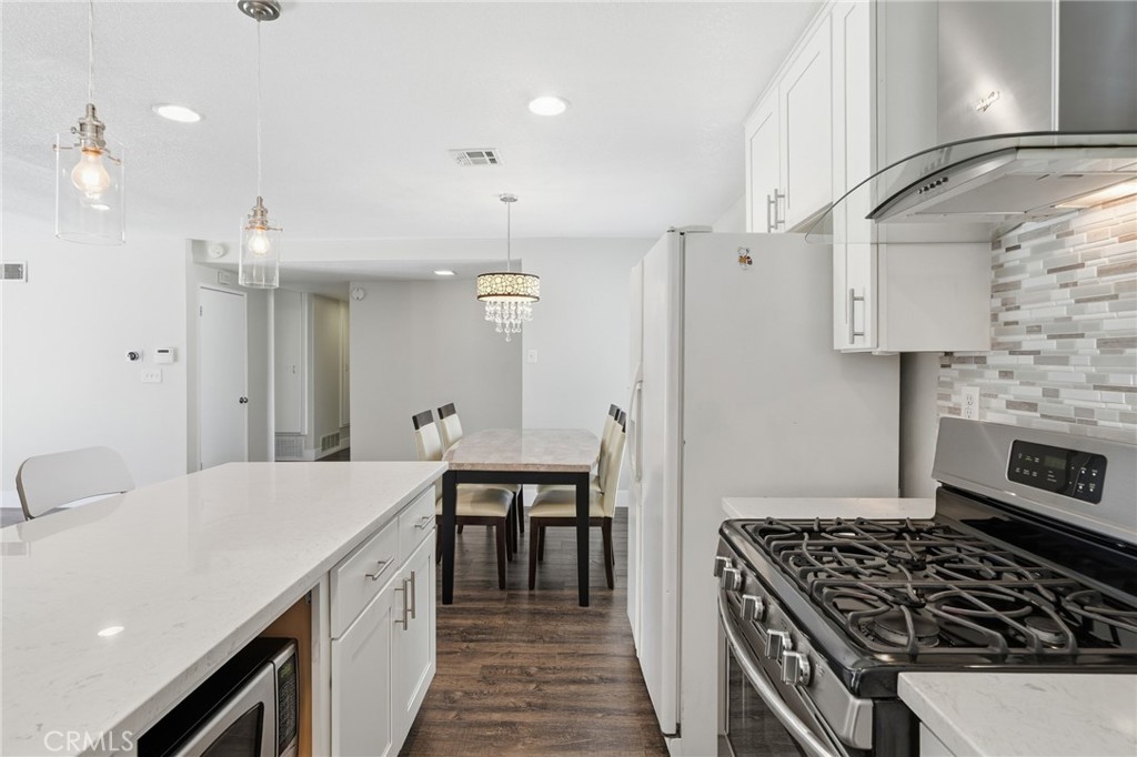 22922 Dry Creek