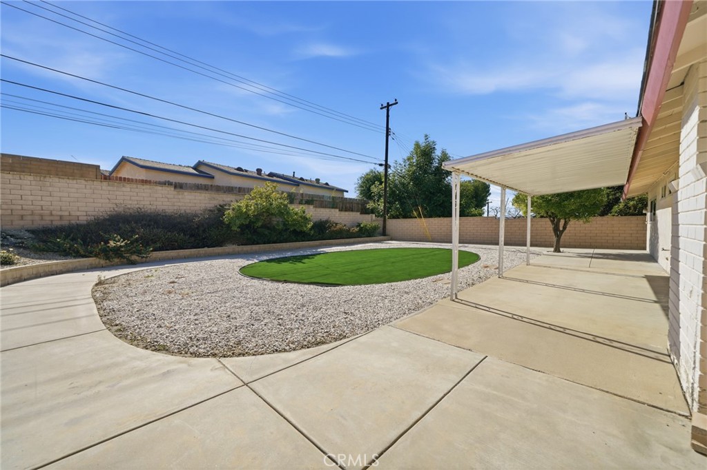 22922 Dry Creek