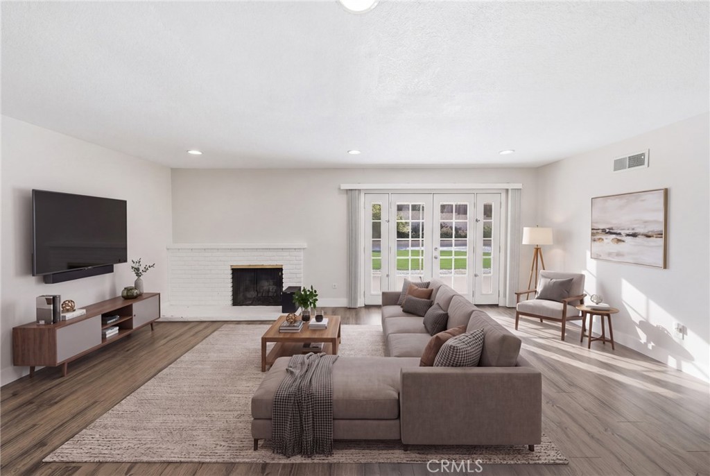 22922 Dry Creek