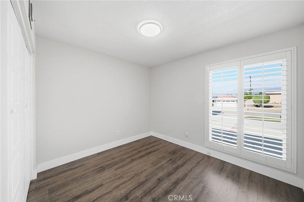 22922 Dry Creek