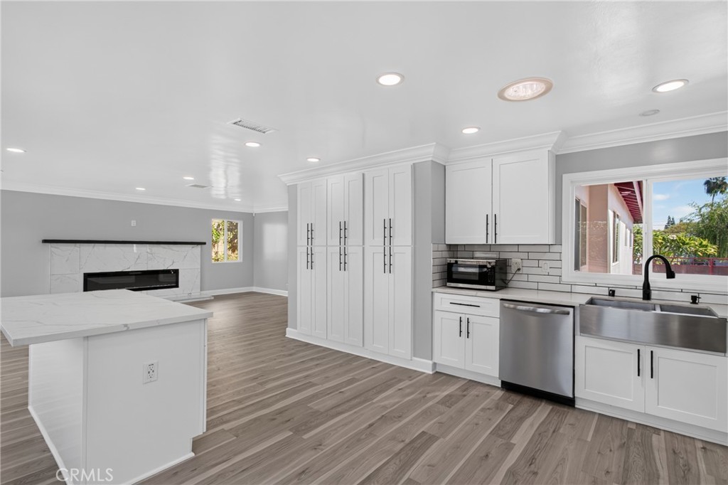 5451 Lockhaven Drive