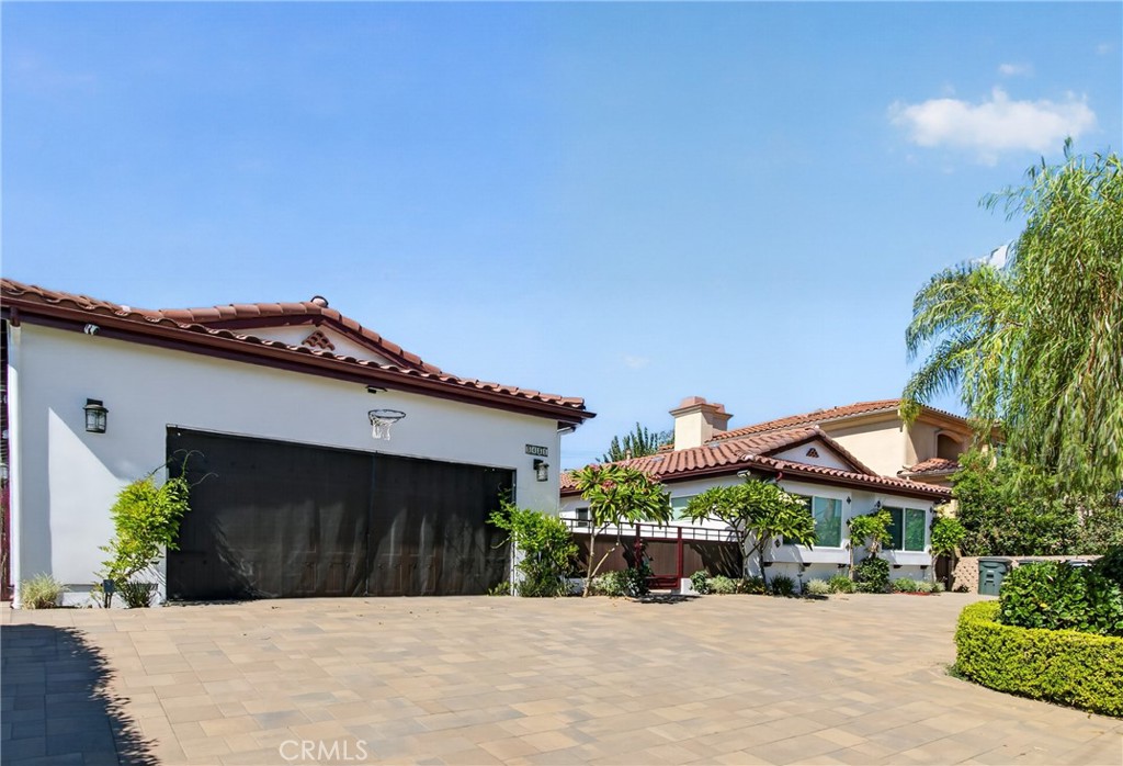 5451 Lockhaven Drive