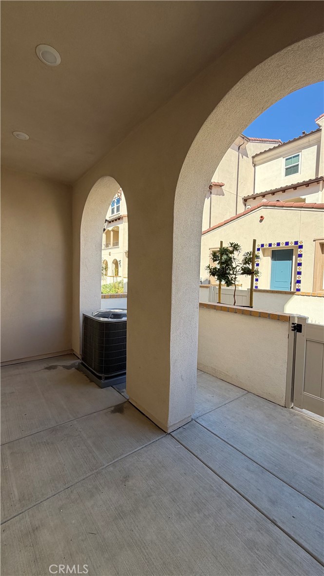 546 Gregory Way