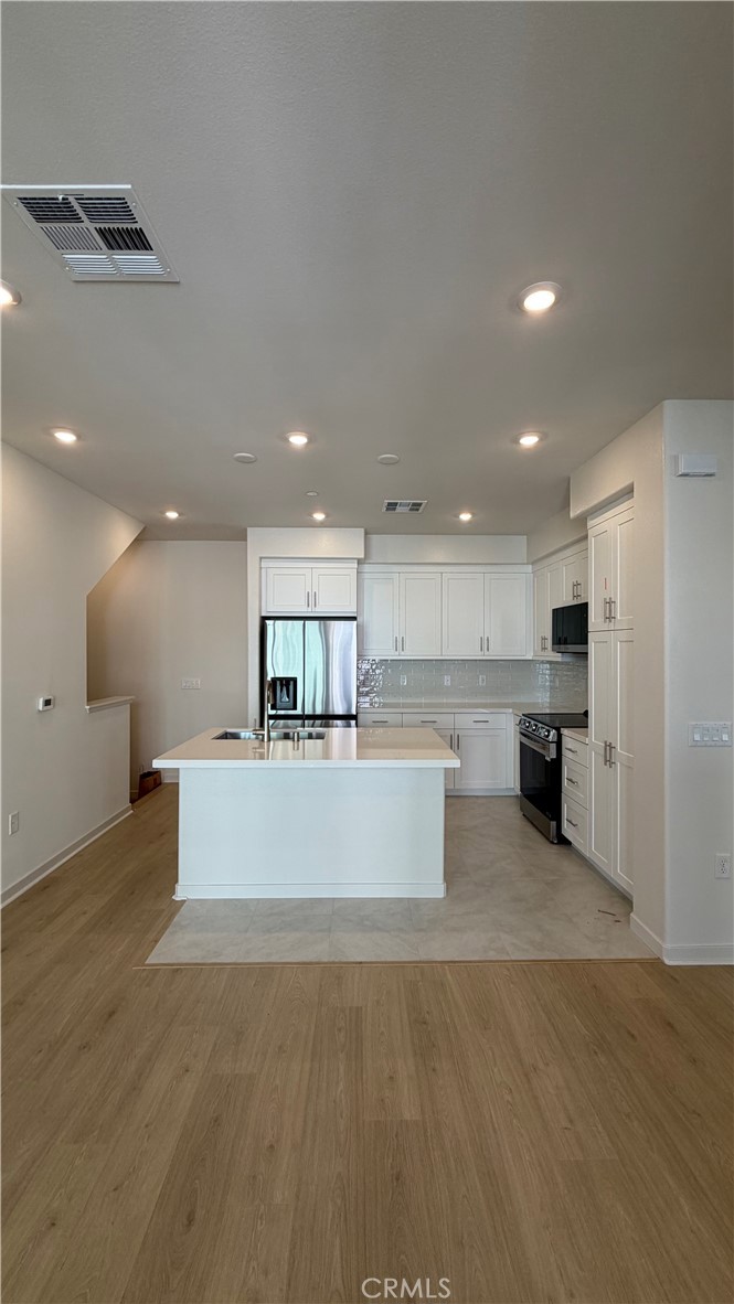 546 Gregory Way