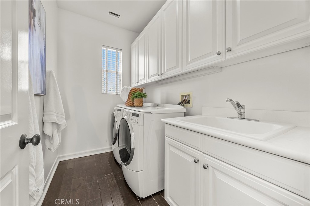 436 Tangerine Place