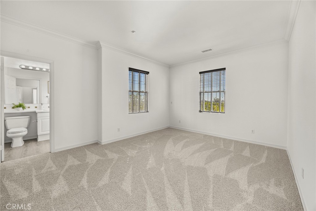 436 Tangerine Place