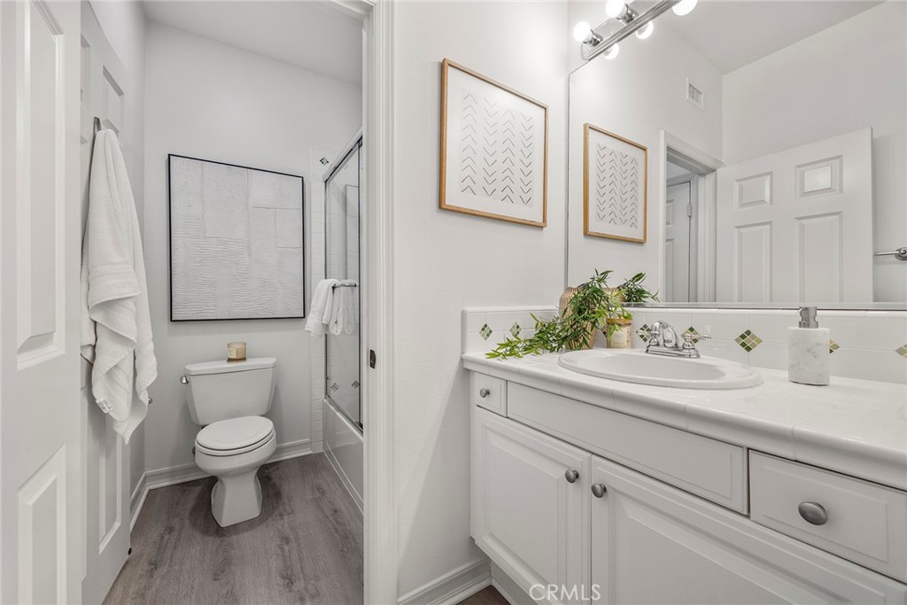 436 Tangerine Place