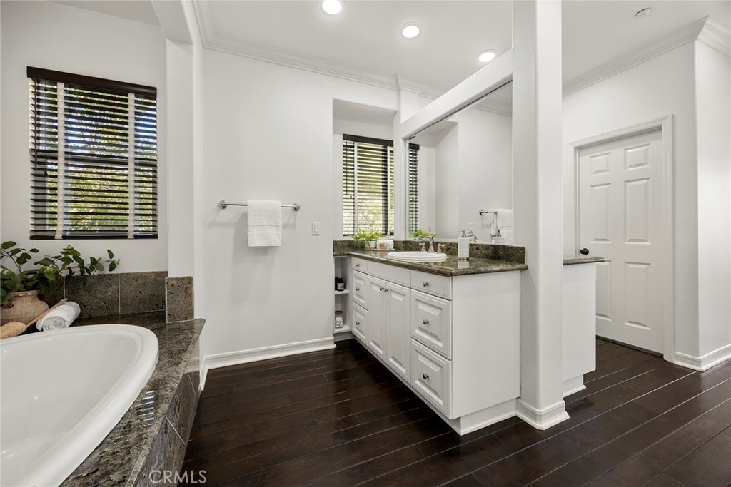 436 Tangerine Place