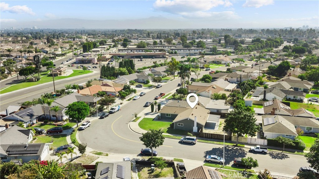 16051 Shasta St