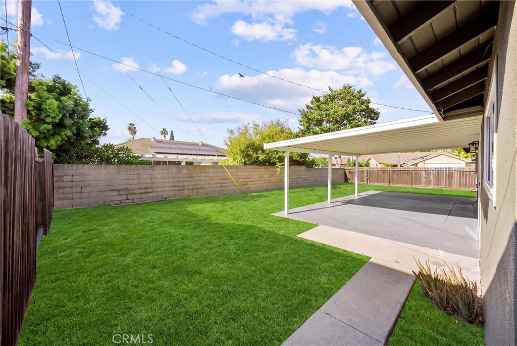 16051 Shasta St