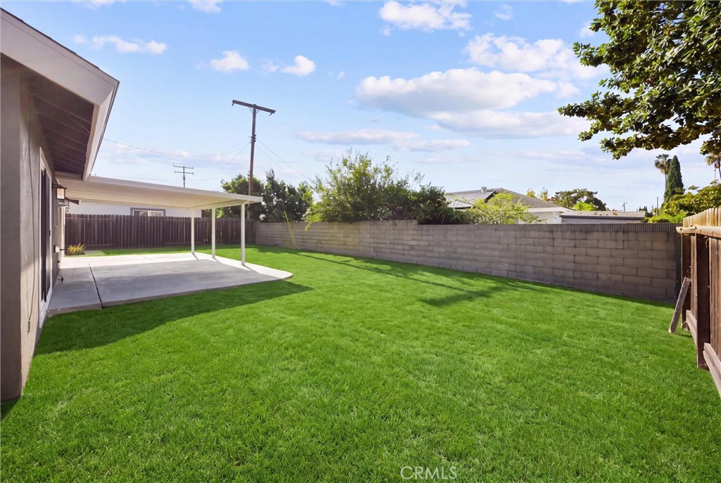 16051 Shasta St