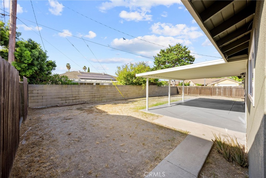 16051 Shasta St