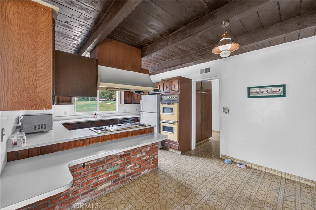 8721 Somerset