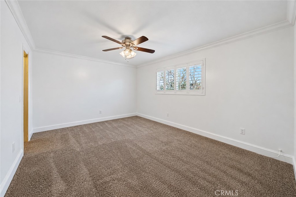 5445 Cajon