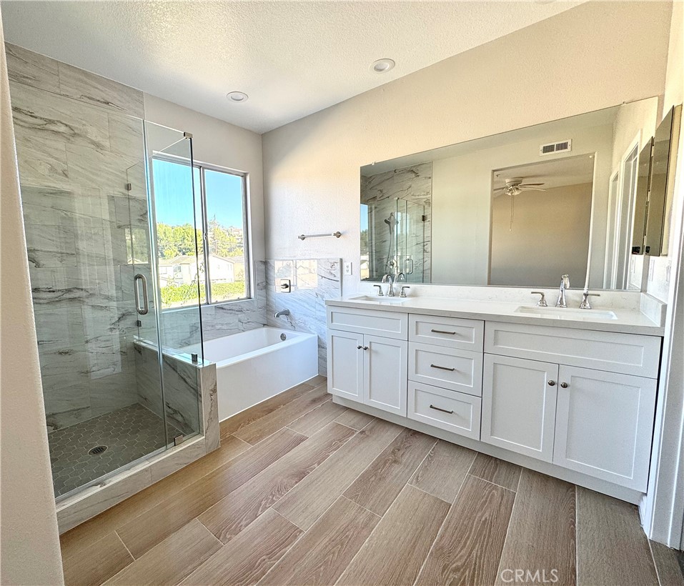 13615 TEAL RIDGE Court