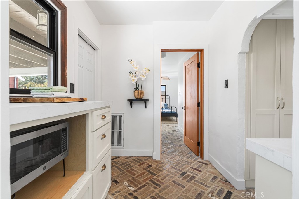 26215 Ocean View Avenue