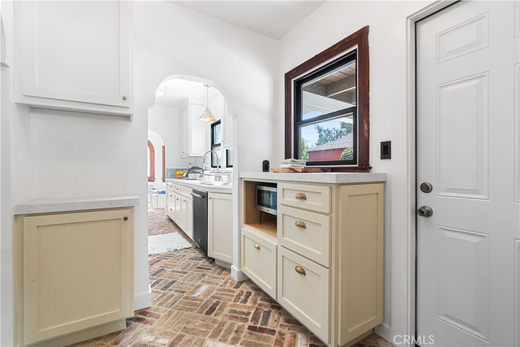 26215 Ocean View Avenue