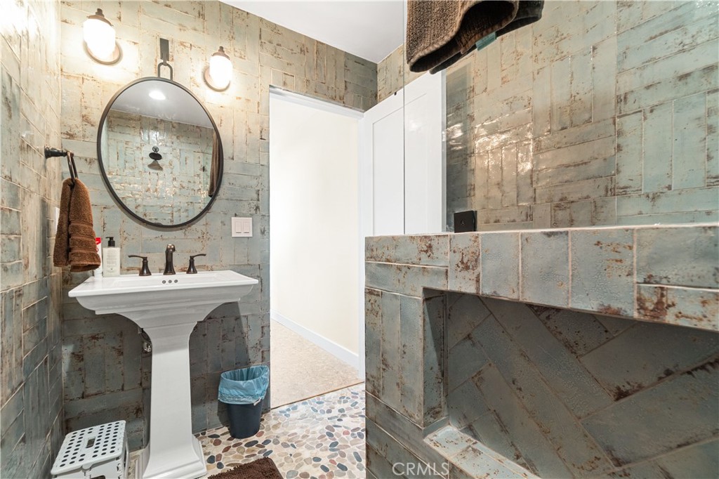 26215 Ocean View Avenue