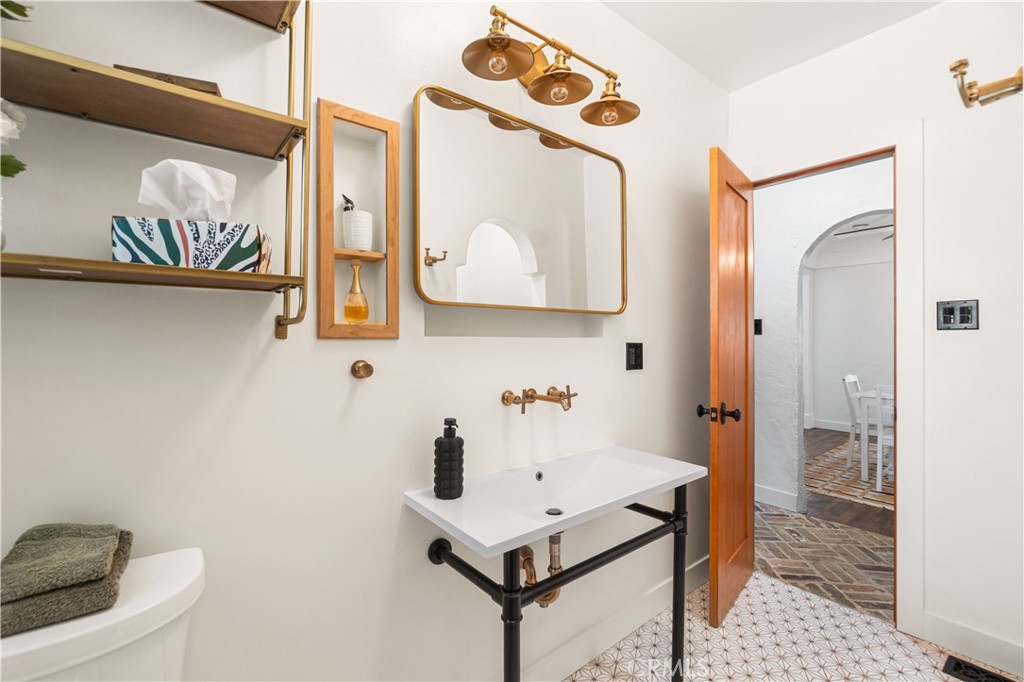 26215 Ocean View Avenue