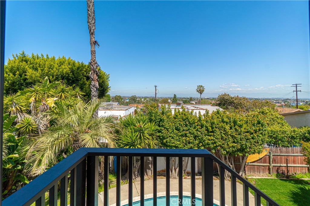 26215 Ocean View Avenue