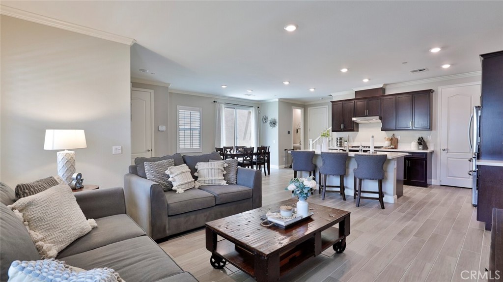 7481 Shorthorn Street