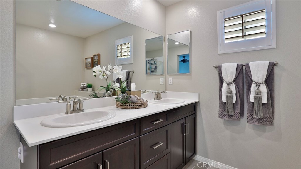 7481 Shorthorn Street