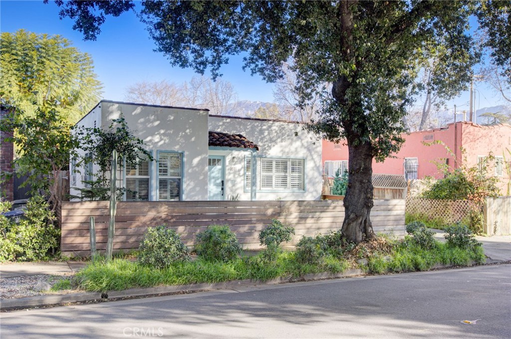 255 E Mountain Street