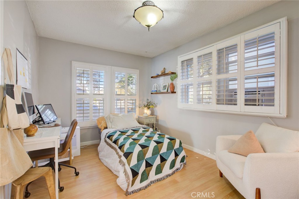 255 E Mountain Street