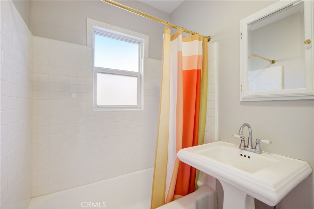 255 E Mountain Street