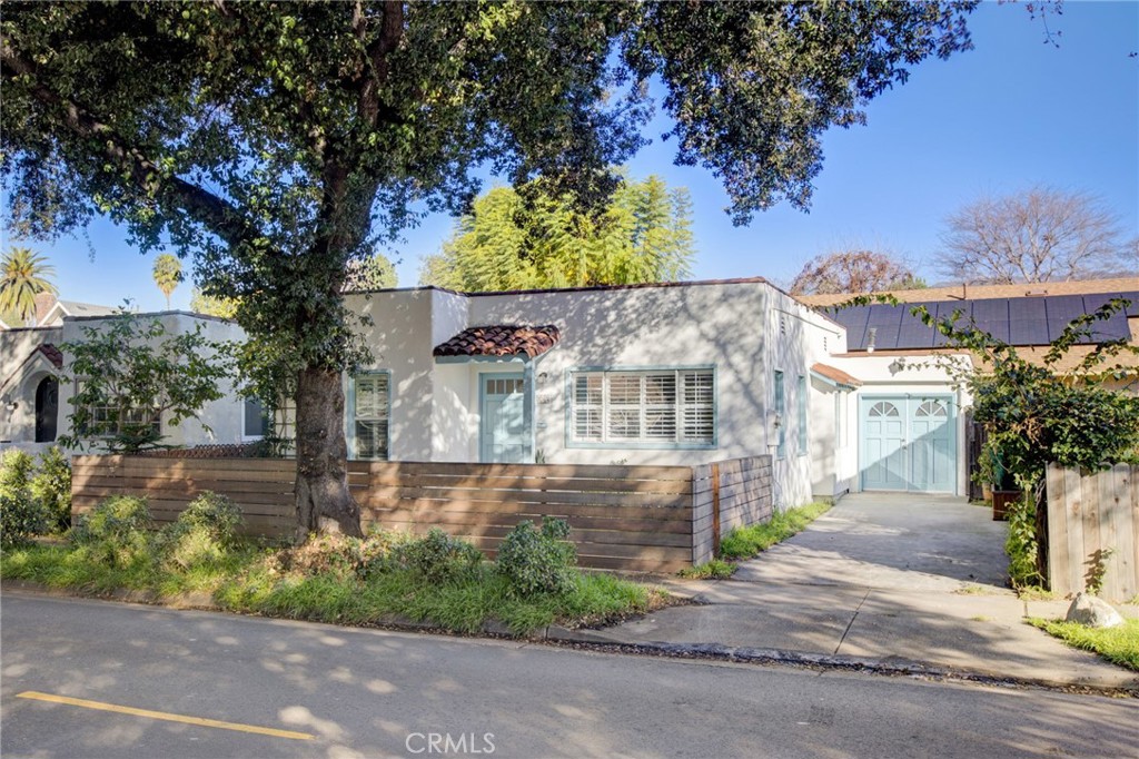 255 E Mountain Street