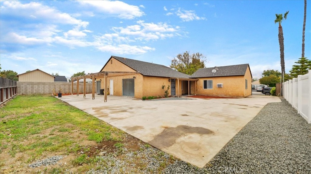 1313 W Rosewood Street