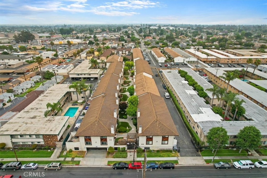 16136 Cornuta Avenue 112