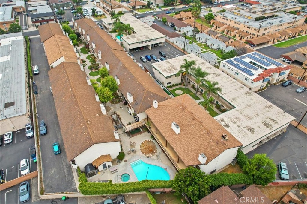 16136 Cornuta Avenue 112