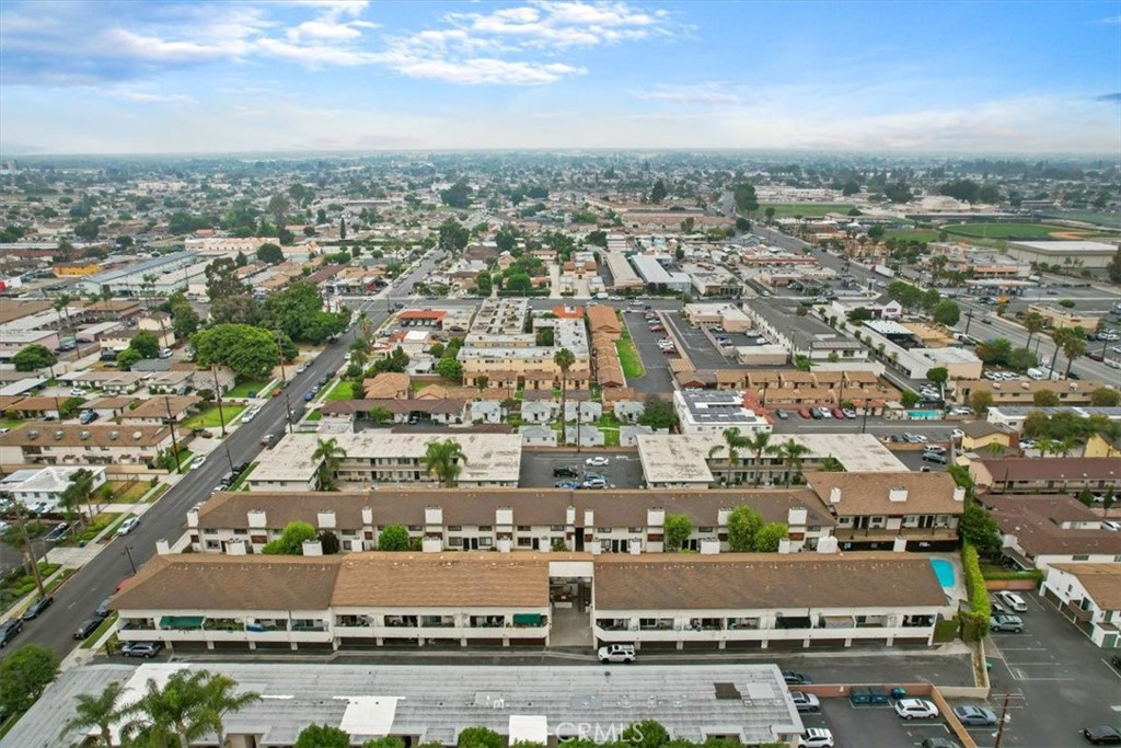 16136 Cornuta Avenue 112