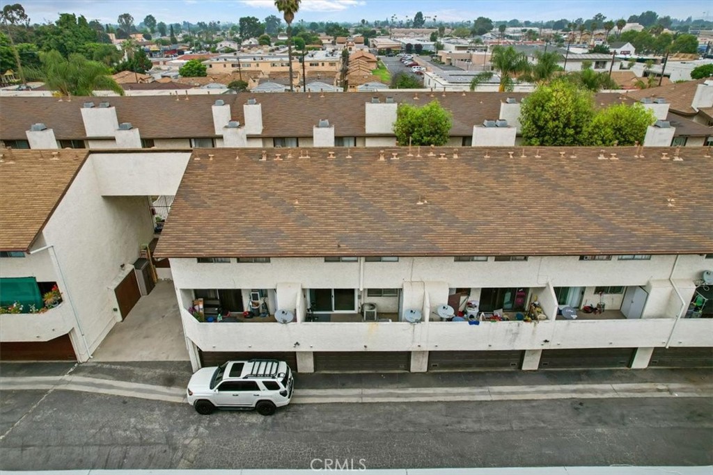 16136 Cornuta Avenue 112