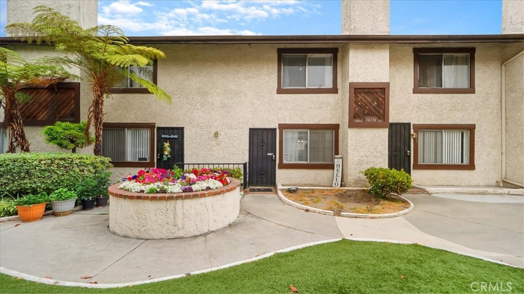 16136 Cornuta Avenue 112