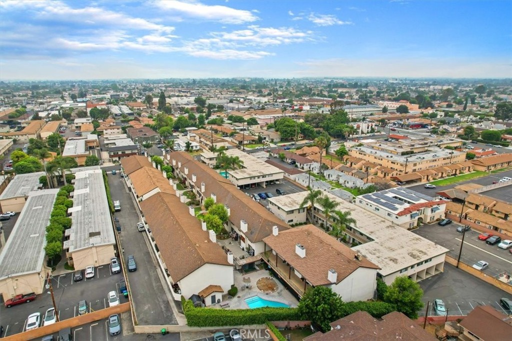 16136 Cornuta Avenue 112