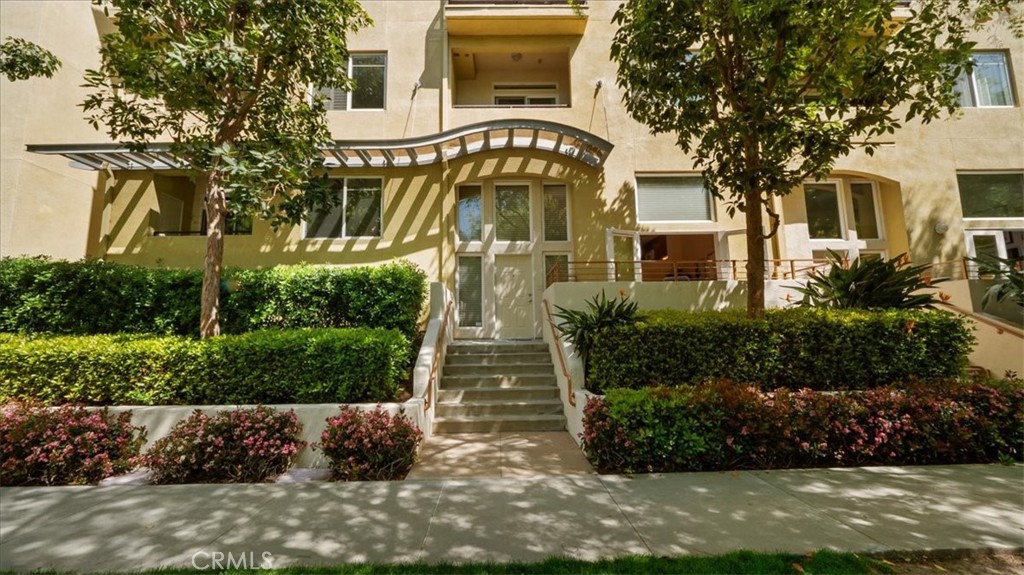 13200 Pacific Promenade 140