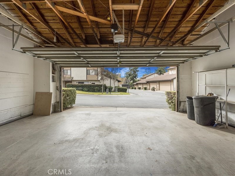 807 Via Sierra Nevada