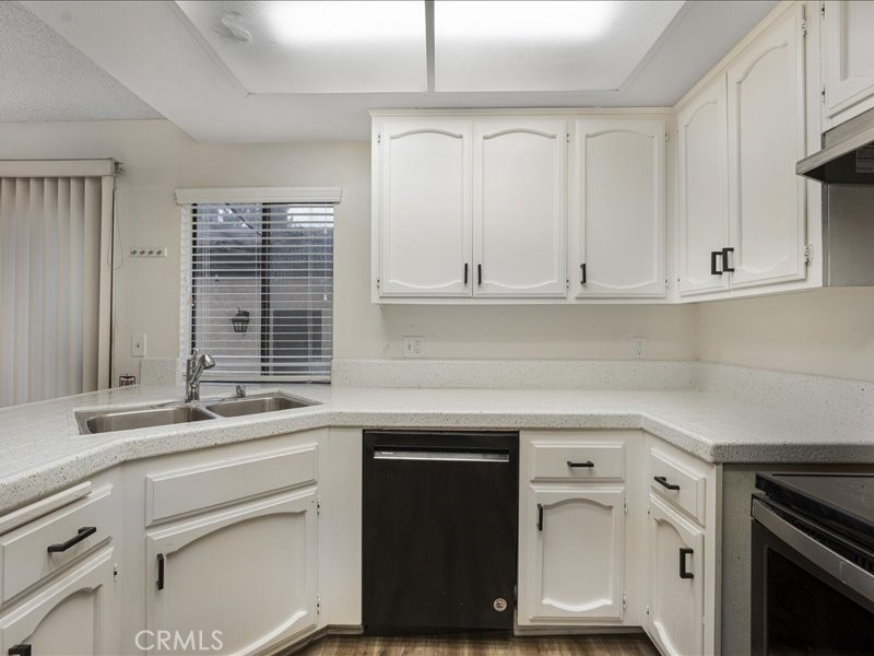 807 Via Sierra Nevada