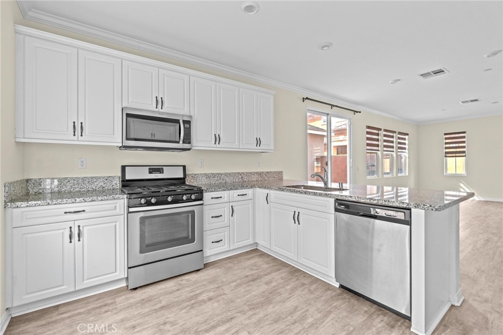 8607 Founders Grove Street