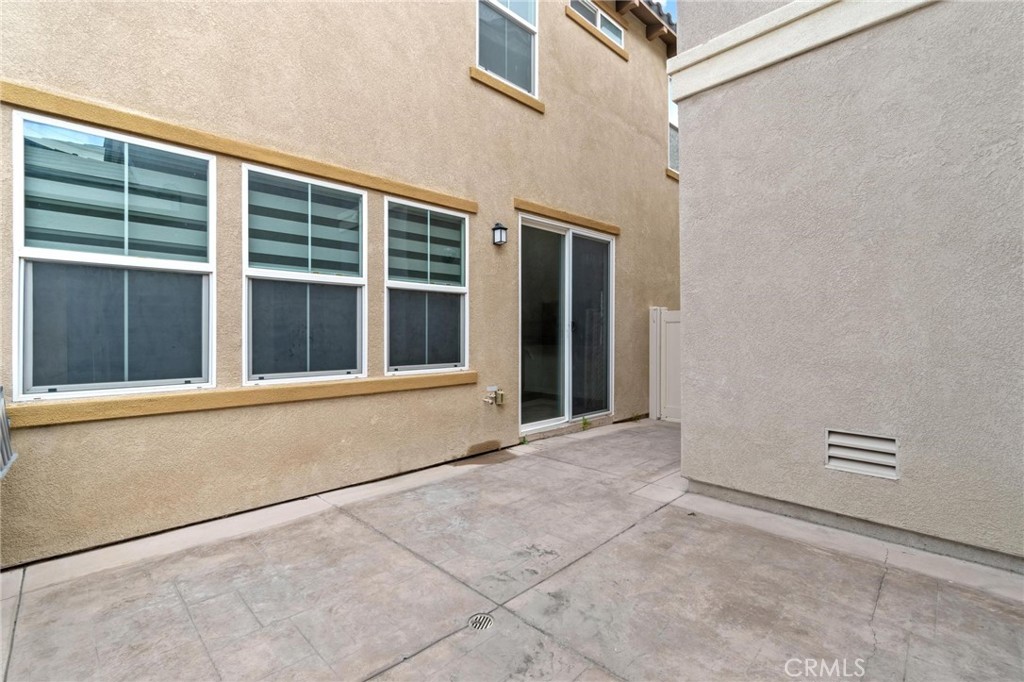 8607 Founders Grove Street