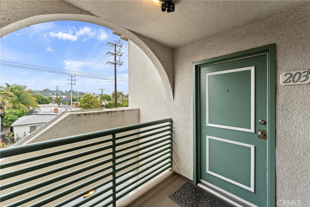 3604 Westwood Boulevard 203