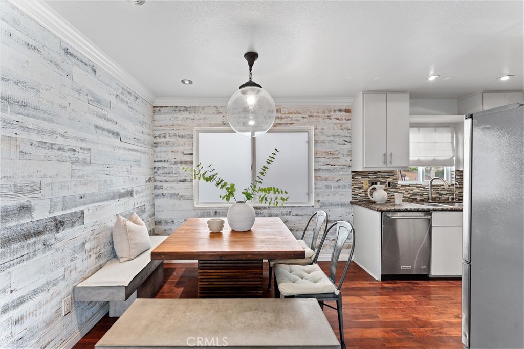 3604 Westwood Boulevard 203