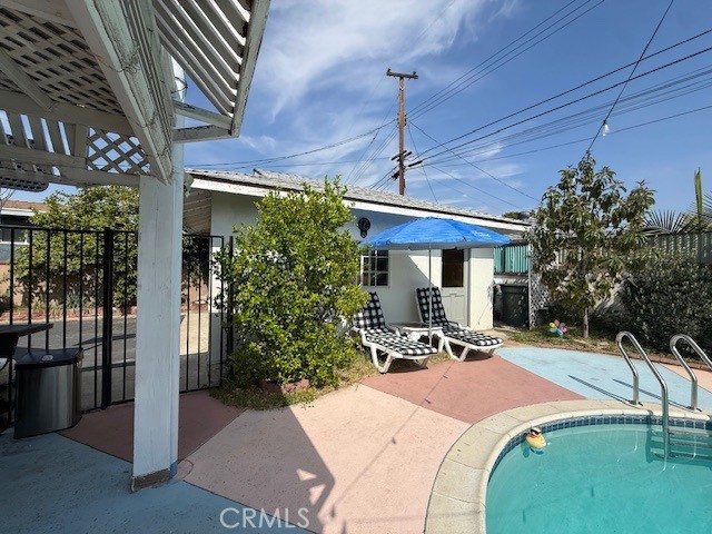 138 S Fernwood